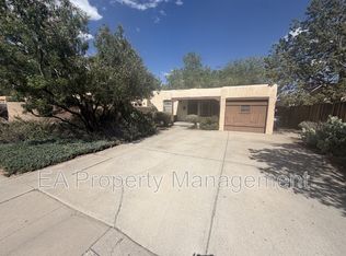 3515 Berkeley Pl NE, Albuquerque, NM 87106