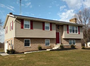 185 Pine Grove Rd, Hanover, PA 17331
