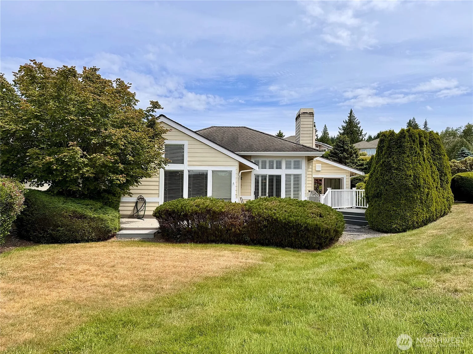 81 Windrose Drive photo 1