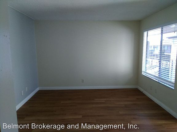 4th image of 16133 Woodruff Ave APT 5