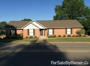408 Country Club Rd, Conway, AR 72034