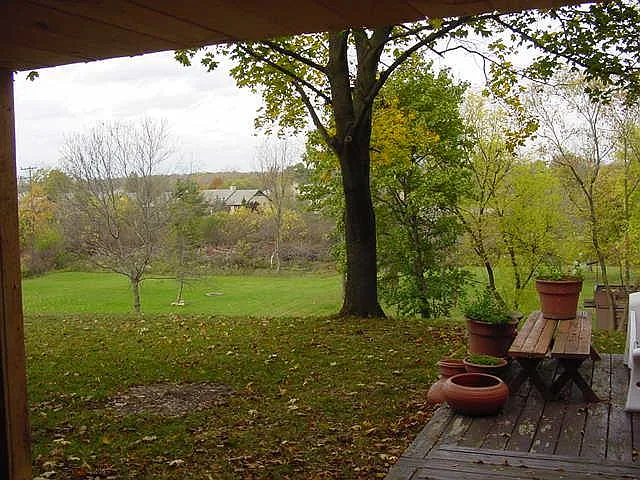 524 Ridge St — Photo 4