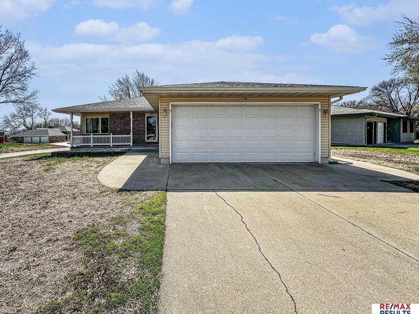 1732 N 10th St, Nebraska City, NE 68410