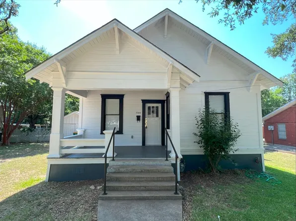 733 N Wall St, Belton, TX 76513