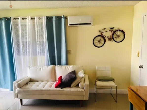 1607 NE 15th Ave #3, Fort Lauderdale, FL 33305