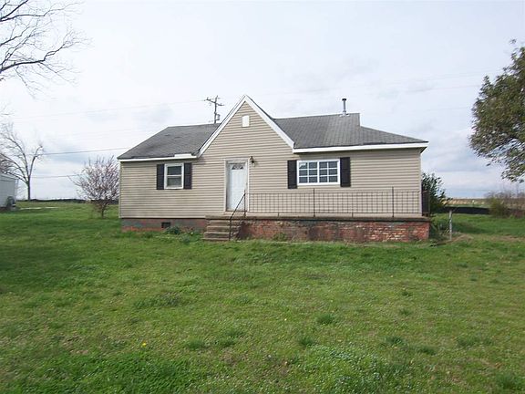 3rd image of 3924 W Dixon Blvd