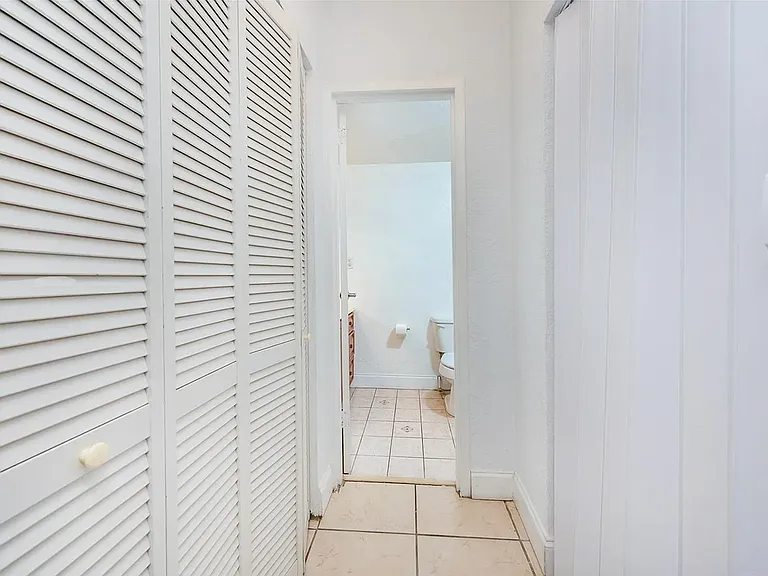 2899 Collins Ave #833 — Photo 12