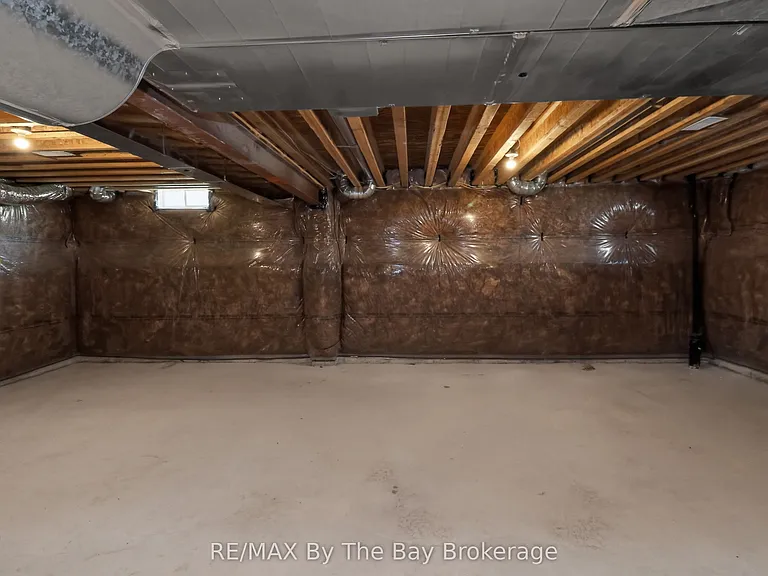 52 Amber Dr — Photo 46