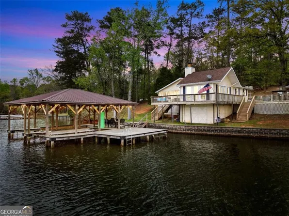 216 Deep Water Rd, Mansfield, GA 30055