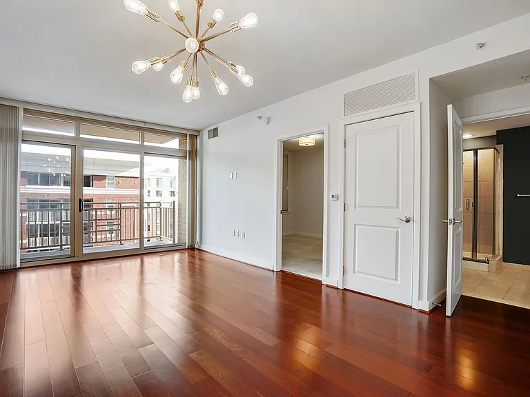 888 N Quincy St #908 — Photo 8