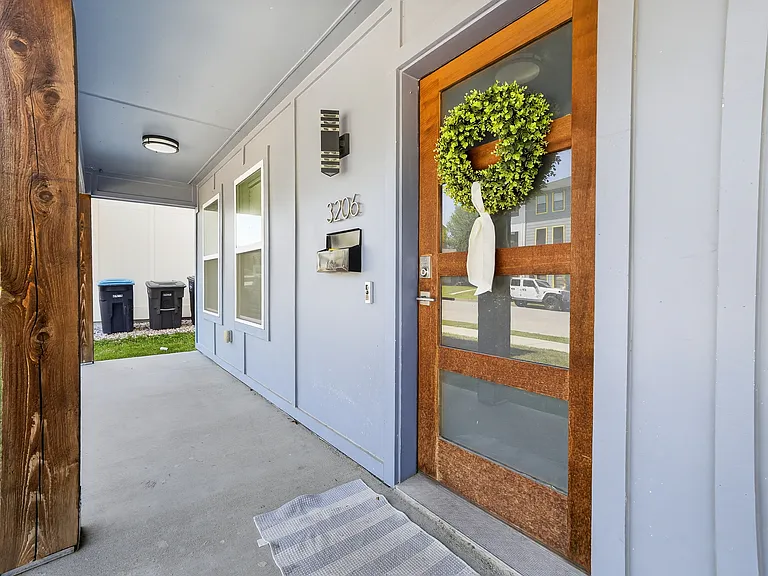 3206 Forest Park Blvd — Photo 3