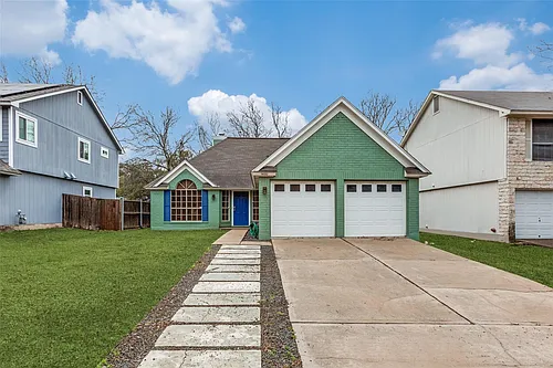 900 Angleton Cv Photo 1