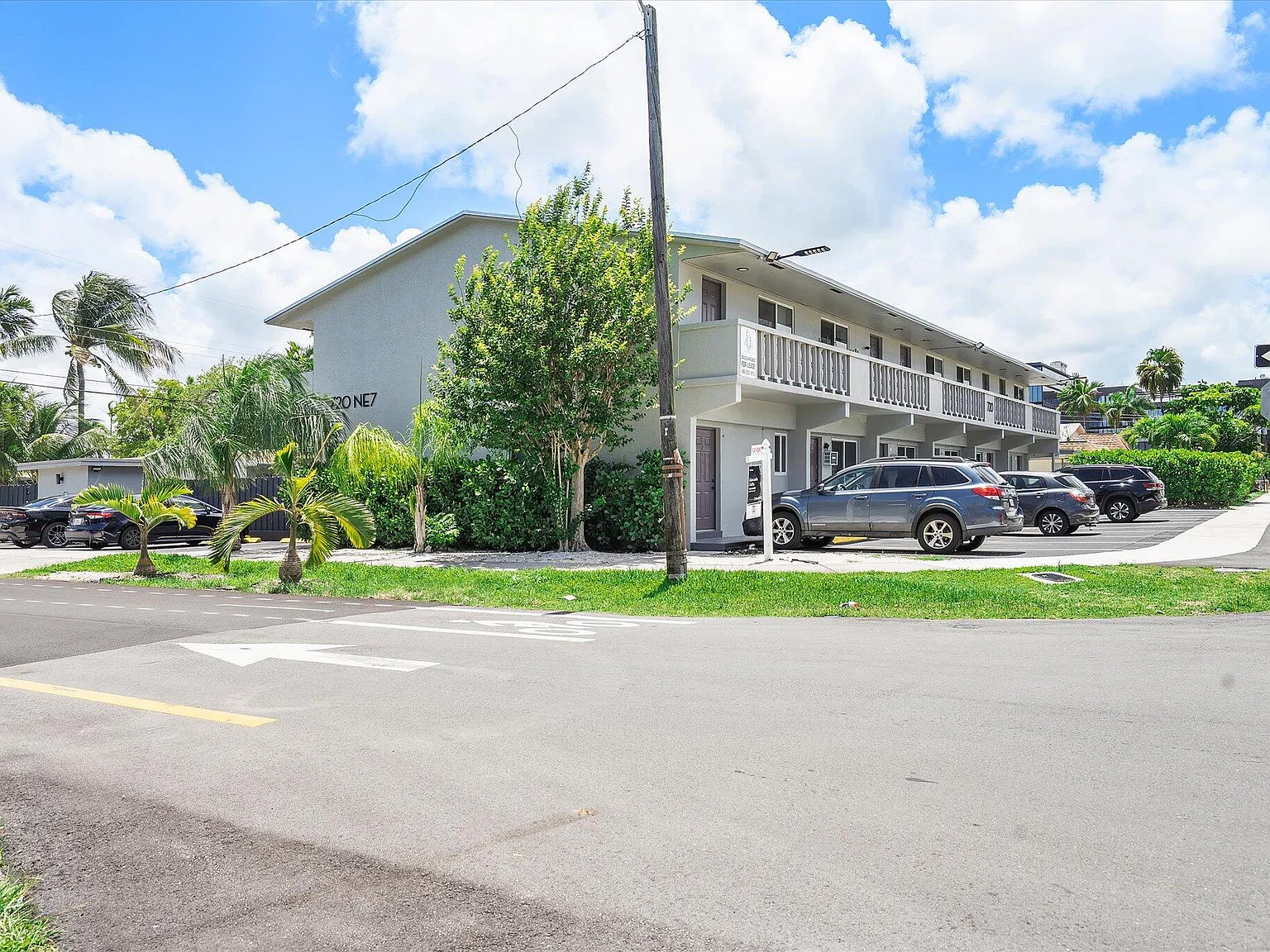 1 bed, 1.0 bath, 450 sqft, $1,750 — Photo 4