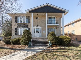 4546 Maple Ave, Brookfield, IL 60513