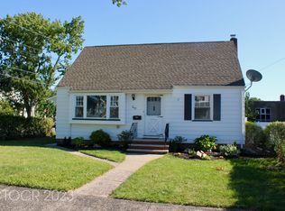 242 Rea Ave, Hawthorne, NJ 07506