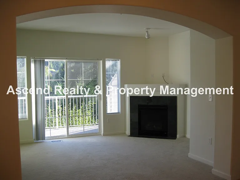 15330 SW Mallard Dr #103 — Photo 2