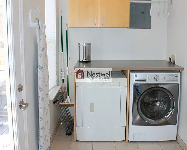 986 S Lake St — Photo 17