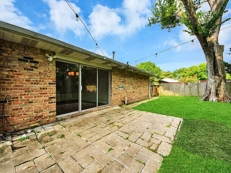 5602 Dryad Dr — Photo 39