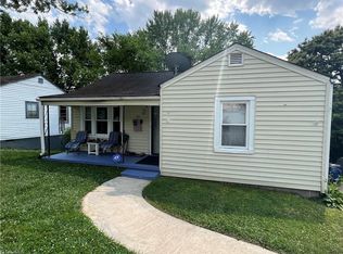 321 Andrews St, Mount Airy, NC 27030