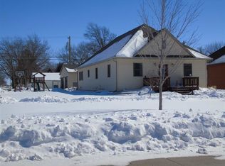 188 N 6th St, David City, NE 68632