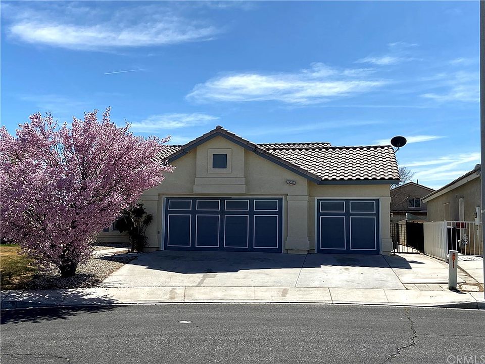 1st image of 14165 Gray Ln