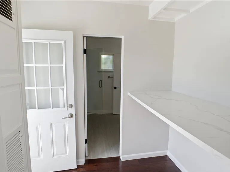 7737 Minstrel Ave — Photo 3