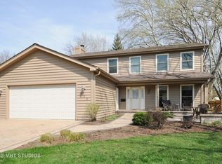 420 S River Rd, Naperville, IL 60540