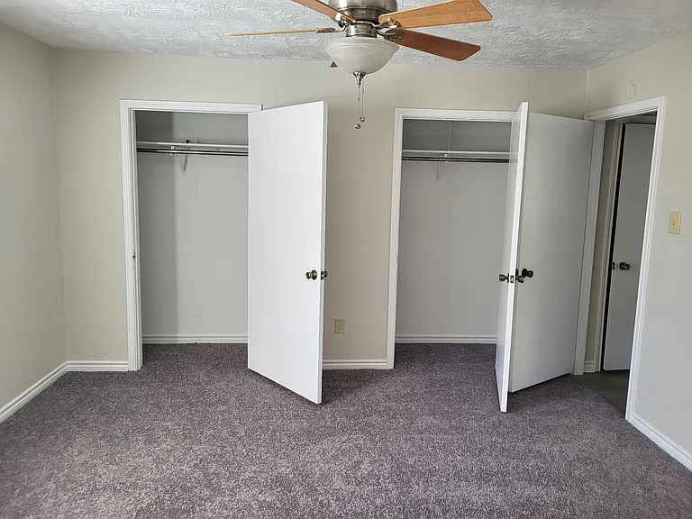 4150 Crow Rd #17 — Photo 15