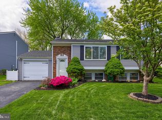 2864 Pebblebrook Dr, Lancaster, PA 17601