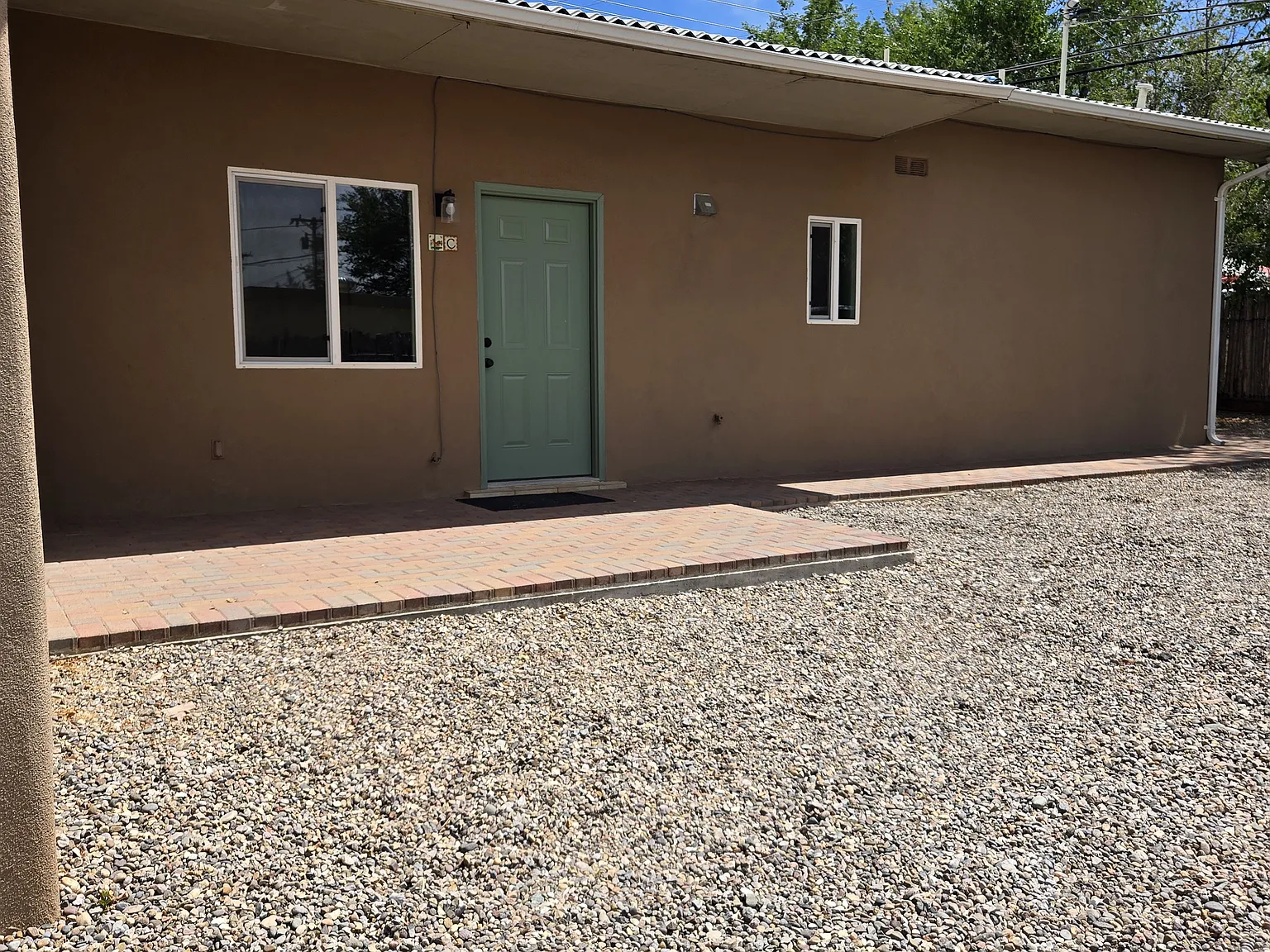 1808 Mann St — Photo 1