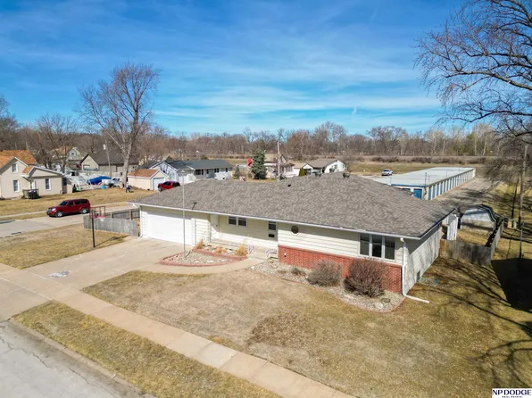 1960 Front St, Blair, NE 68008
