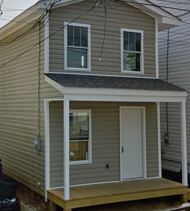 1st image of 13 E Pall Mall St