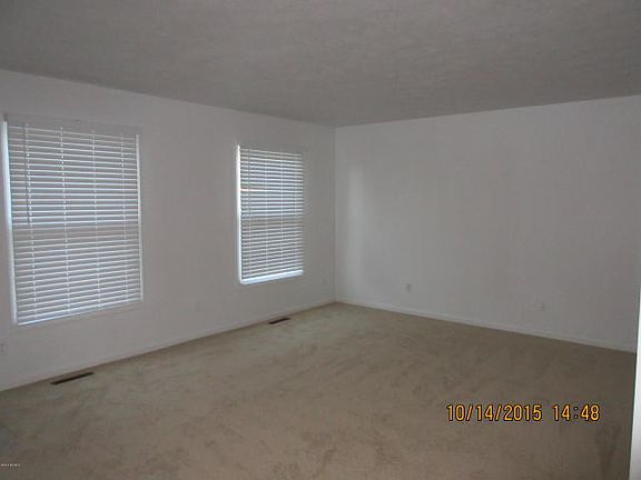 4th image of 2064 Surry Ave