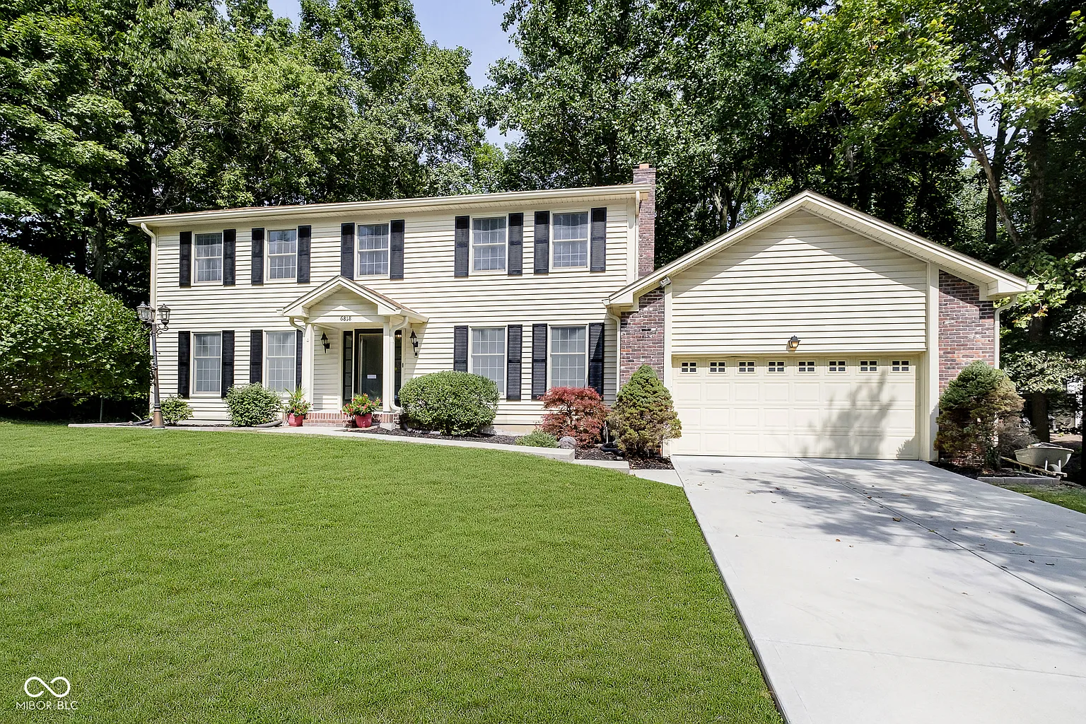 6818 Creekridge Trl photo 1