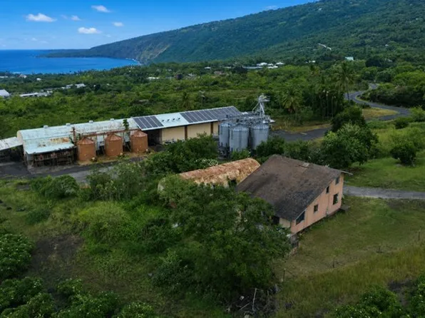 835711 Lower Napoopoo Rd, Captain Cook, HI 96704