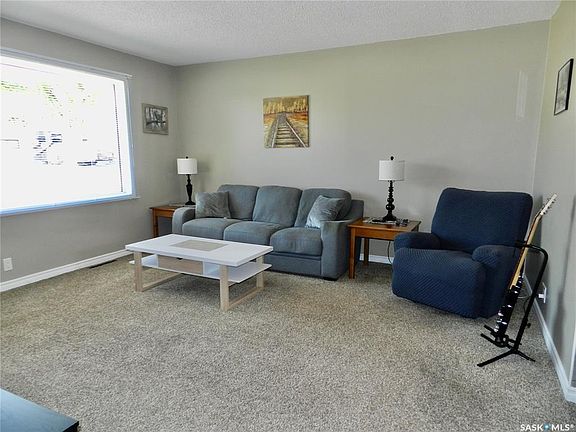 3rd image of 1037 Bogue AVENUE