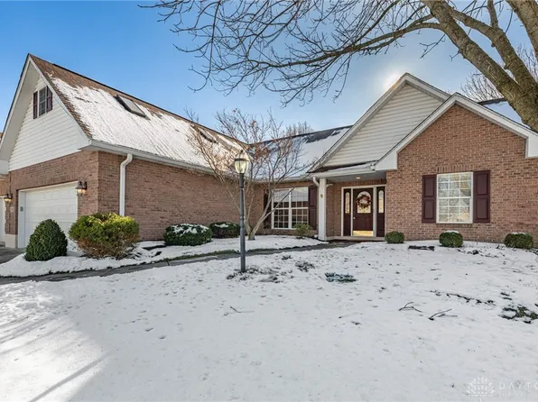 1580 Primrose Ln, Fairborn, OH 45324