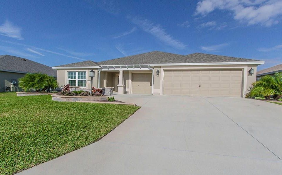 1st image of 3019 Spanish Moss Way