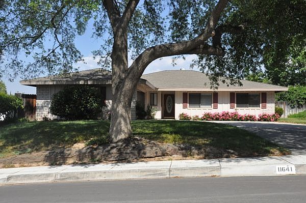 1st image of 11641 Poplar St