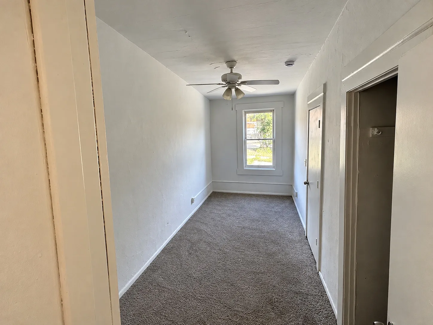 1 bed, 570 sqft, $1,000 — Photo 3