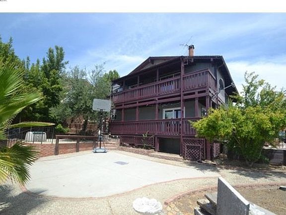 4th image of 3695 Nob Hill Dr