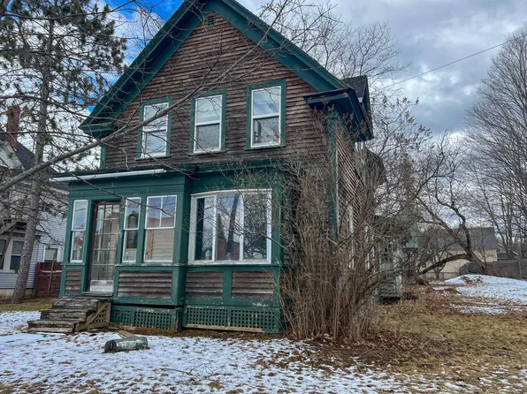 40 High Street, Houlton, ME 04730