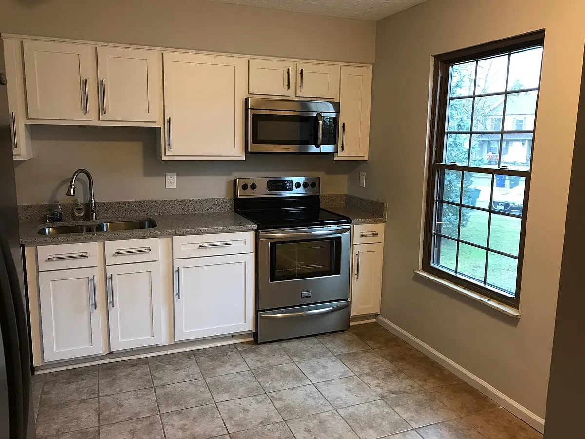 Building Photo - 8322 Lariat Ct