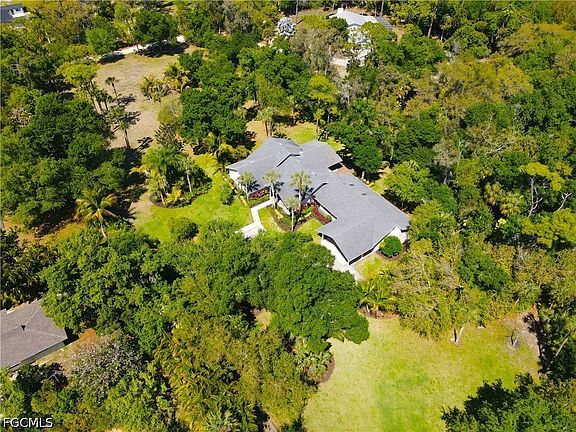 2nd image of 6840 Hendry Creek Dr