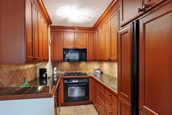 Rented by Corcoran | media 20