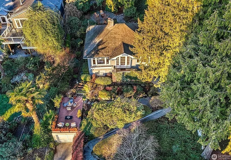 707 Lake Washington Blvd S — Photo 34