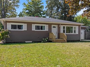 2612 Larkmoor St, Lorain, OH 44052