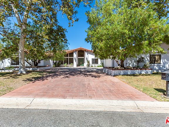 3rd image of 5109 Lakeview Canyon Rd