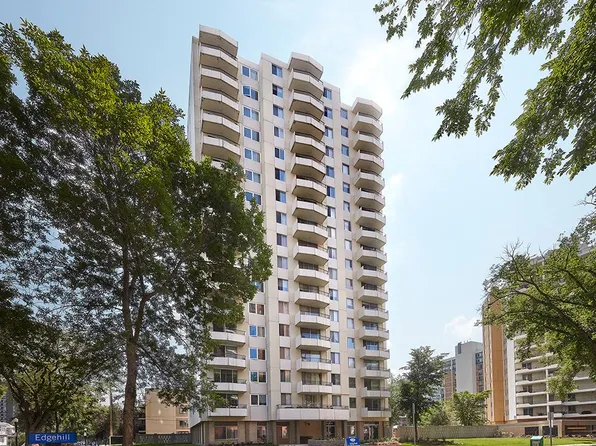 9939 115th St NW, Edmonton, AB T5K 1S6