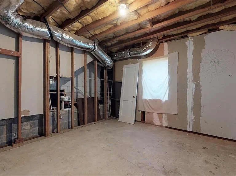1674 Beacon Hill Blvd — Photo 28